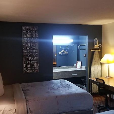 Osu King Bed Hotel Room 109 Wi-Fi Booking Stillwater Esterno foto
